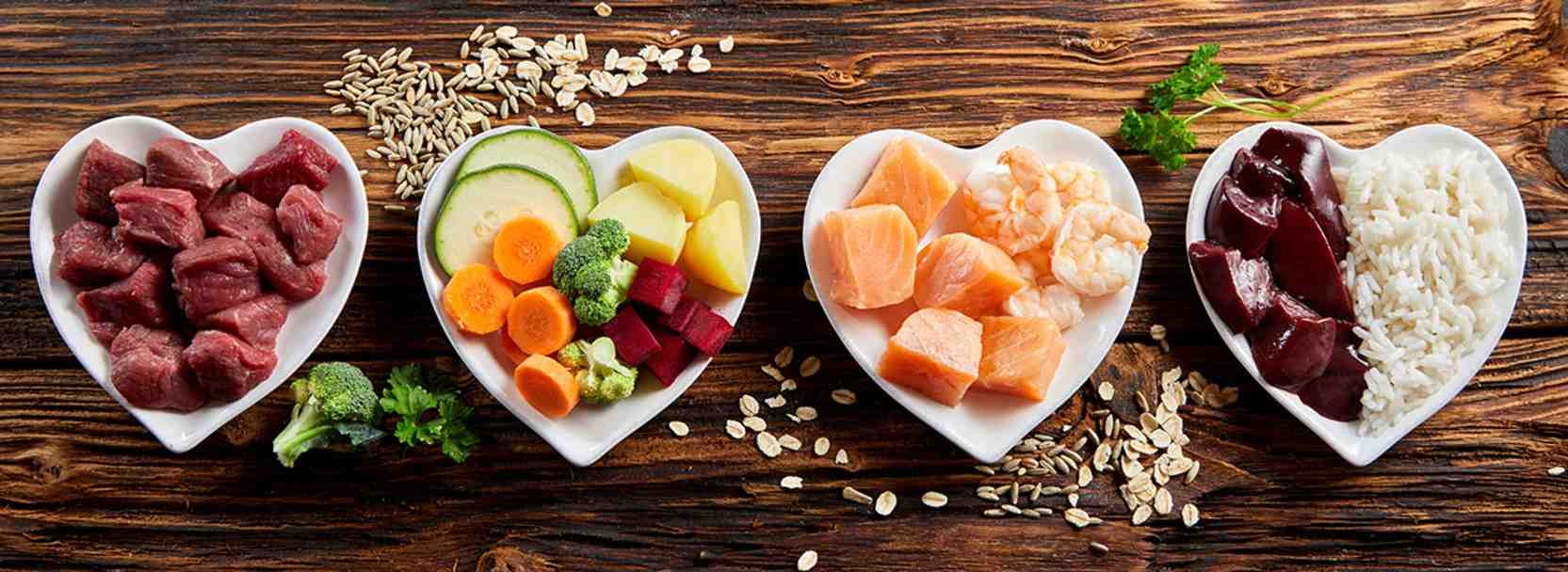 5 claves por las que tu gato debe alimentarse con comida o pienso natural