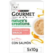 PURINA® GOURMET® NATURE'S CREATIONS Exquisito Puré Snack Liquido con Salmón y Zanahoria Vista Frontal