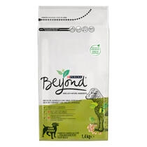 BEYOND® Rico en Cordero con Cebada Integral Vista Frontal