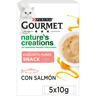 PURINA® GOURMET® NATURE'S CREATIONS Exquisito Puré Snack Liquido con Salmón y Zanahoria Vista Frontal