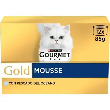 Pack Purina Gourmet Gold Mousse 12 x 85 g con pescado del océano y gato blanco.