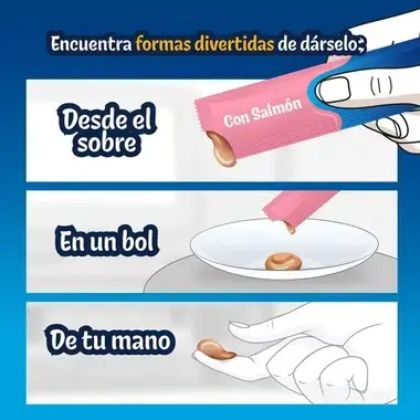 Tres formas de ofrecer FELIX Deli Moments con salmón: directamente del sobre, en un cuenco o desde la mano.