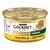 Lata Purina Gourmet Gold Terrine con pollo 85 g, vista lateral con gato blanco.